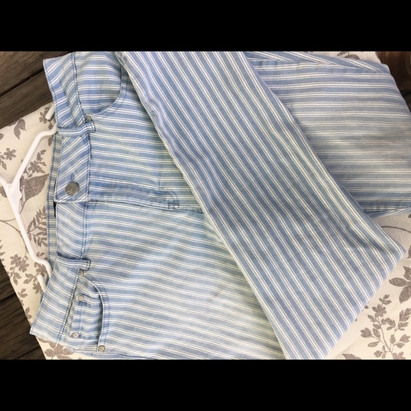 Size 6 jeggings - Picture 2 of 4